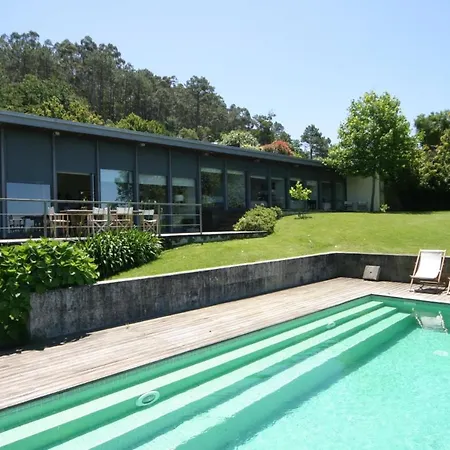 Sleeps 7 Pool Wifi * Ingada