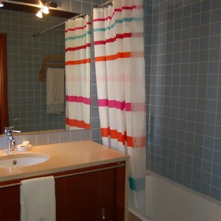 Sleeps 7 Pool Wifi